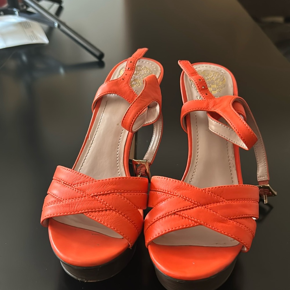 Vince camuto pumps
